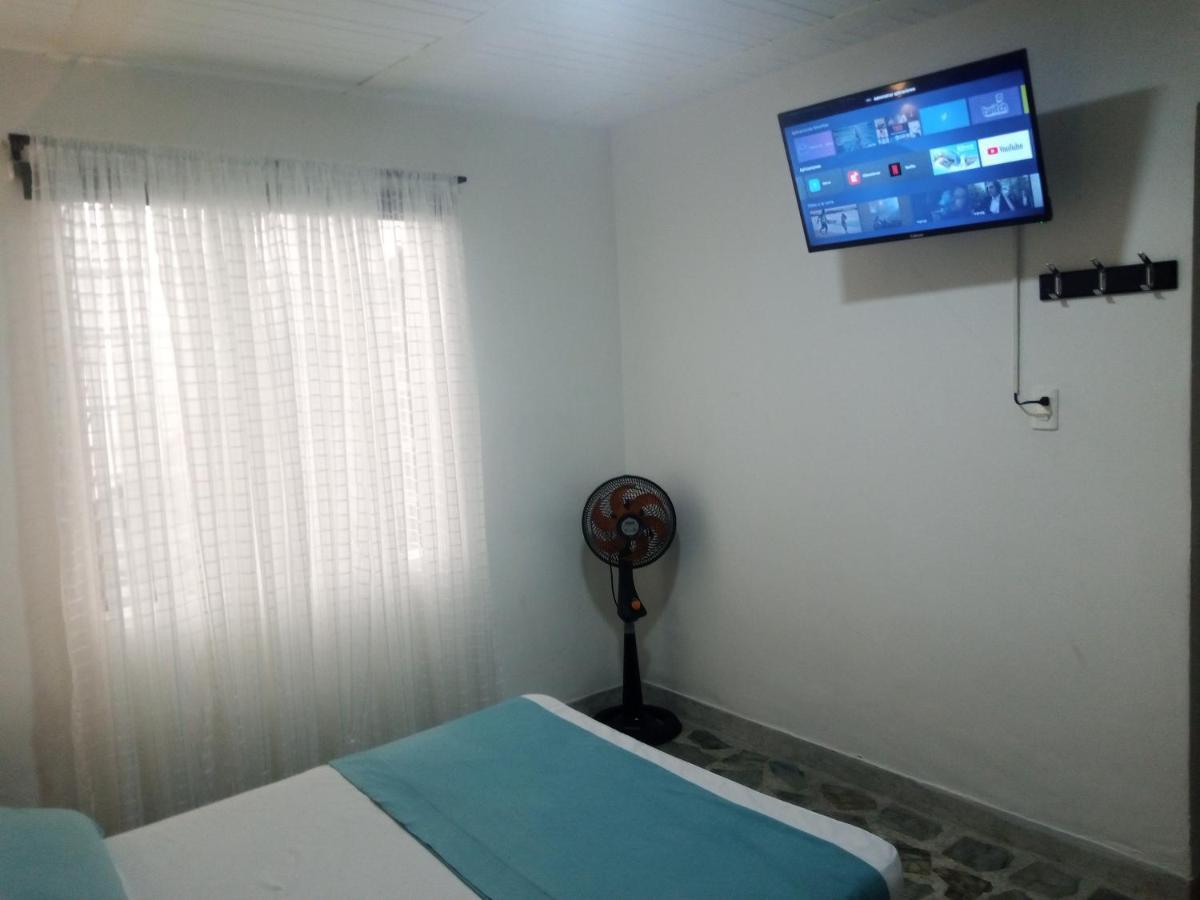 Vip Apartasuites Rosales Medellin Exterior photo