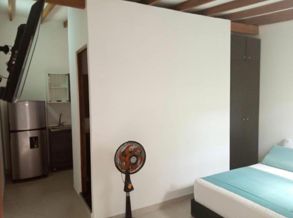Vip Apartasuites Rosales Medellin Exterior photo
