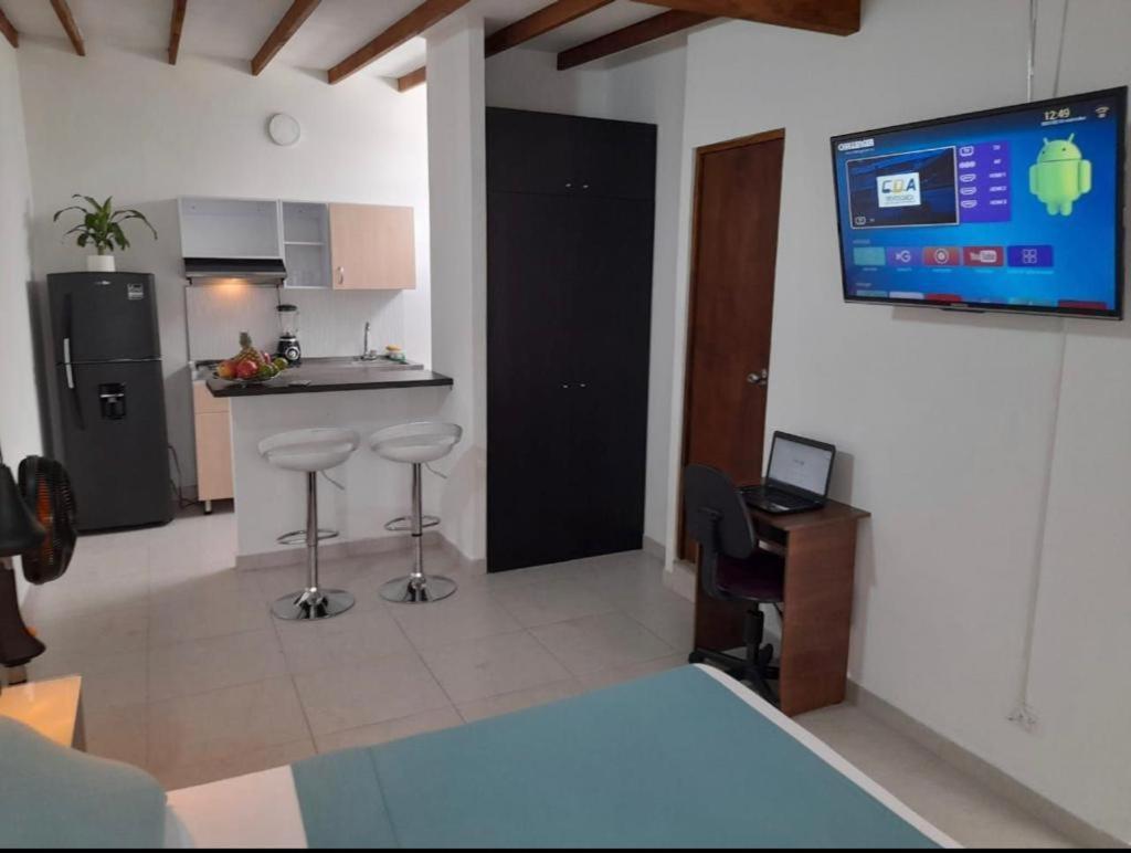 Vip Apartasuites Rosales Medellin Exterior photo