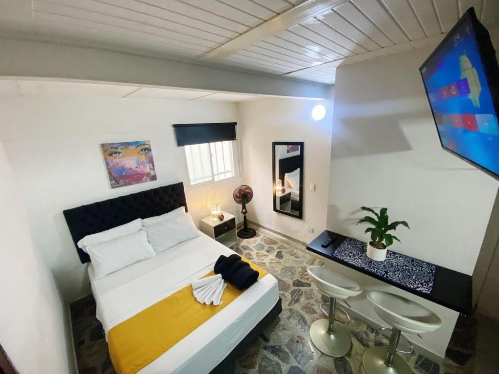 Vip Apartasuites Rosales Medellin Exterior photo